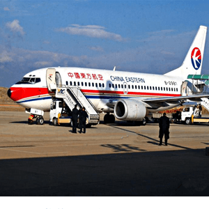 鄂托克前旗敖勒召其空运代理航空快运业稳步发展的原因是什么？